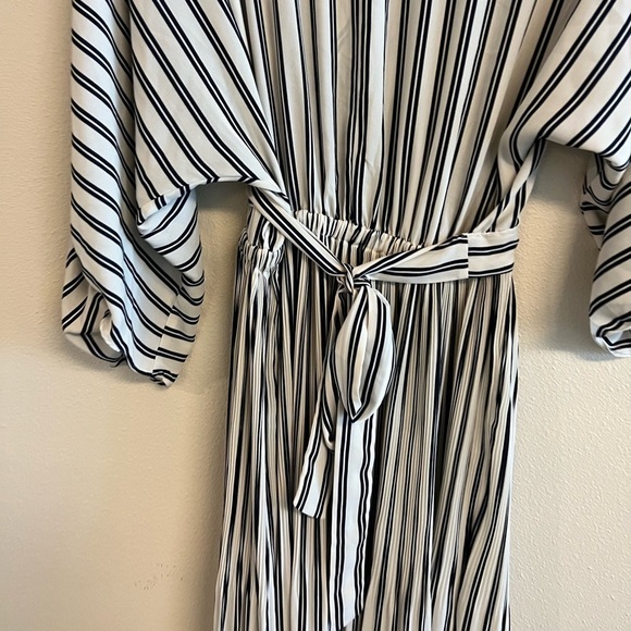 Current Air Striped Pleated Dolman Sleeve Wrap Dress - Picture 5 of 6
